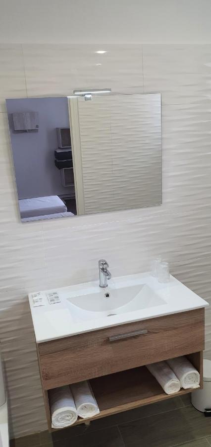 Hotel L'Alsace-Gare Sncf Narbona Zewnętrze zdjęcie
